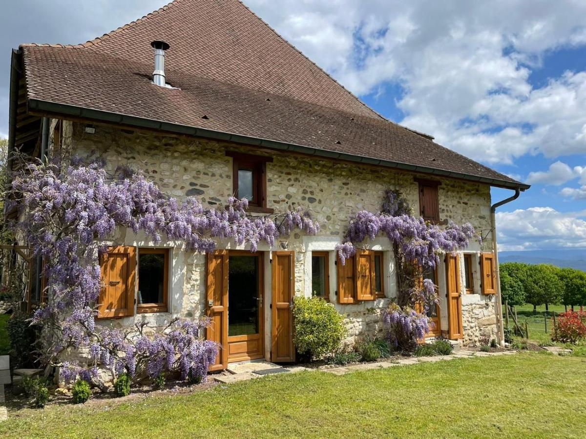 La Maison Des Commis Morestel Eksteriør billede